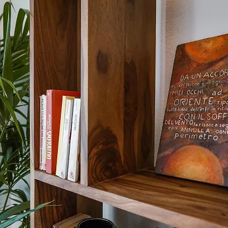 ゲストハウス Ad Oriente ラ・マッダレーナ