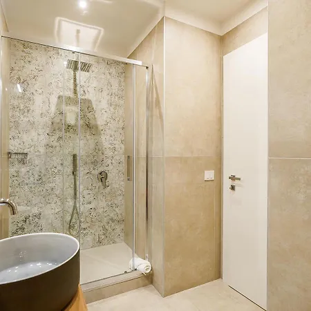 Ad Oriente בית הארחה